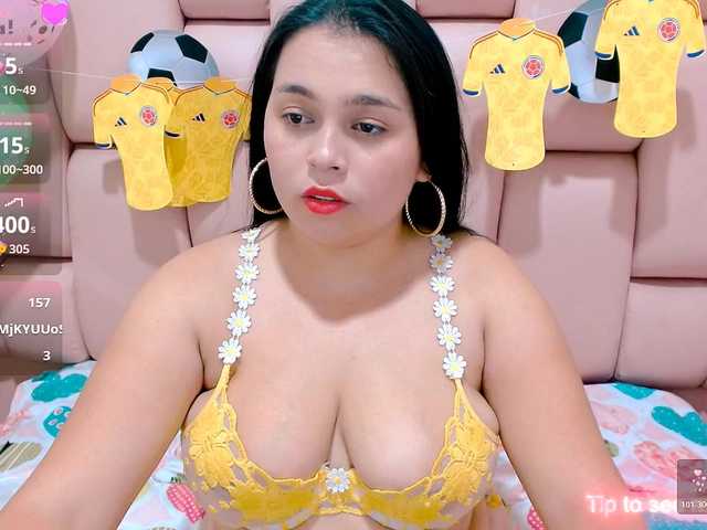 naylahot18 live cam on BongaCams
