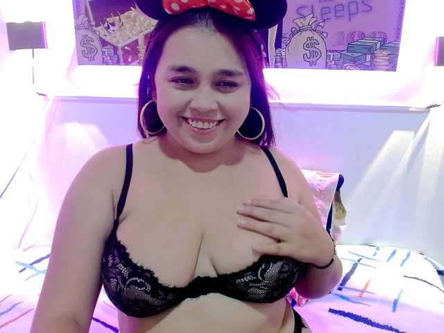 naylahot18