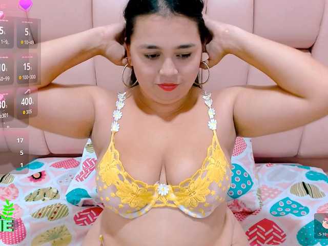naylahot18 live webcam show