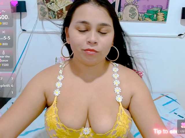naylahot18 live cam on BongaCams