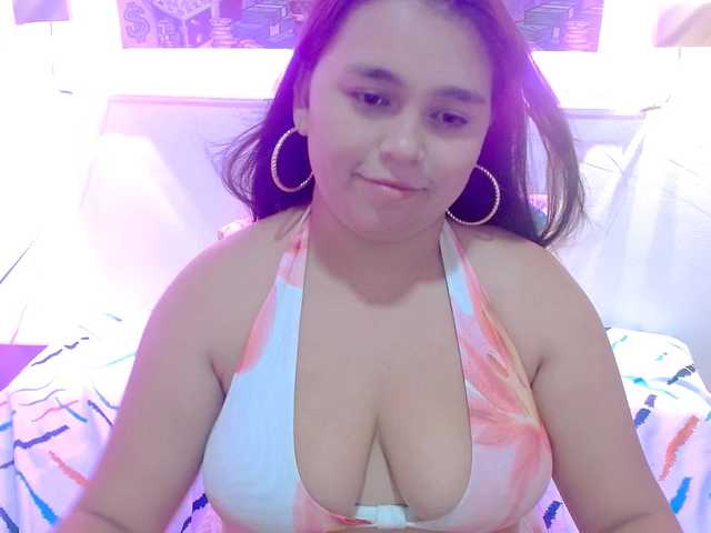 naylahot18 live cam on BongaCams