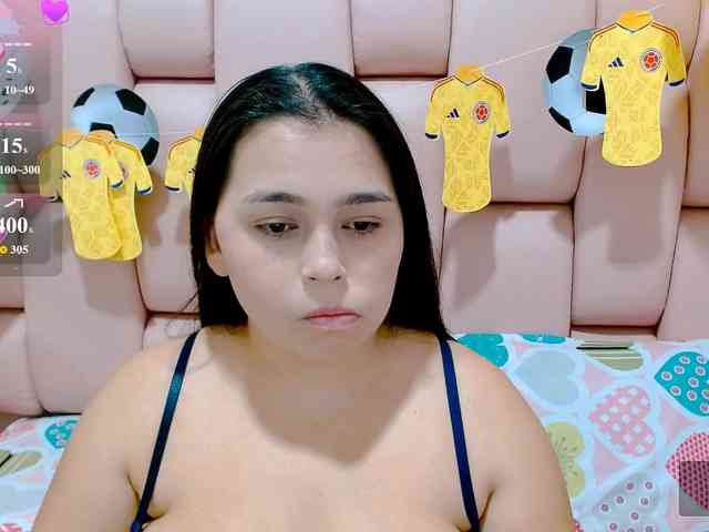 naylahot18 webcam