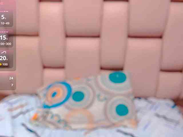 naylahot18 webcam