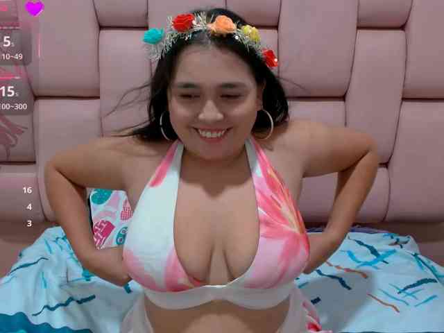 naylahot18 webcam