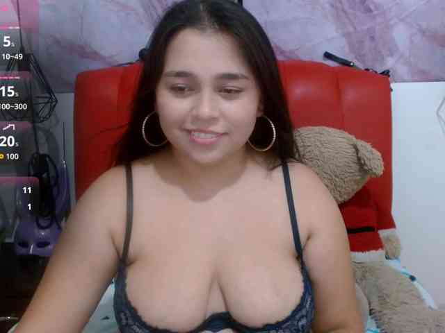 naylahot18