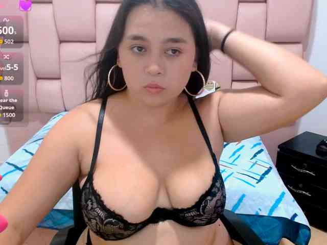 naylahot18 webcam