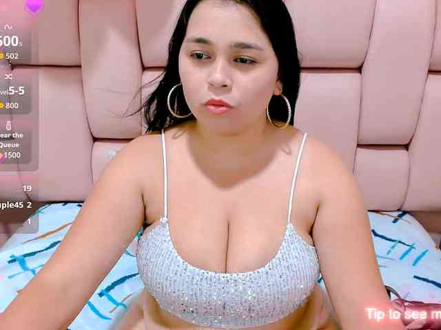 naylahot18 webcam