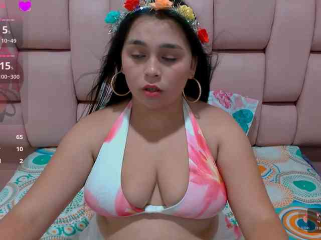 naylahot18 webcam