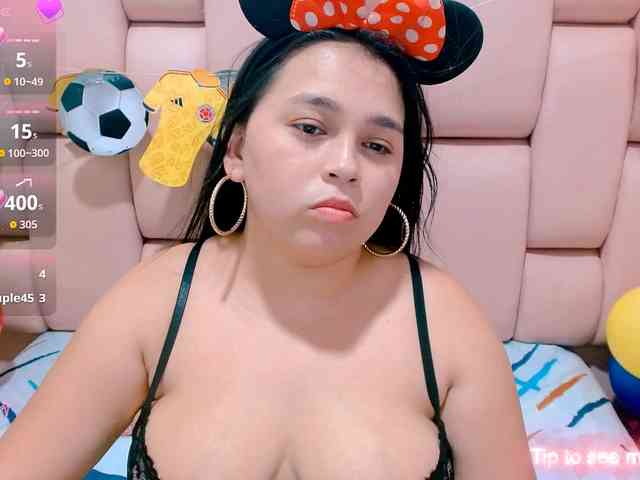 naylahot18 webcam