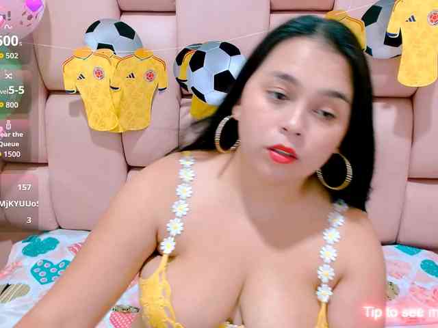 naylahot18 webcam