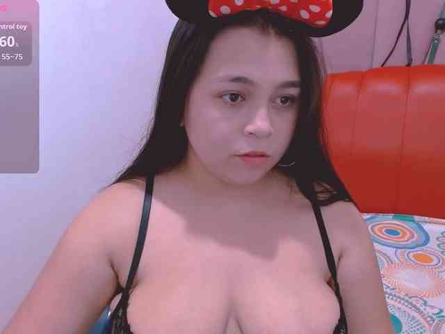 naylahot18 webcam