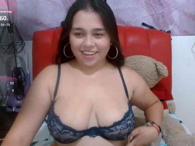 naylahot18 Live Webcam on BongaCams