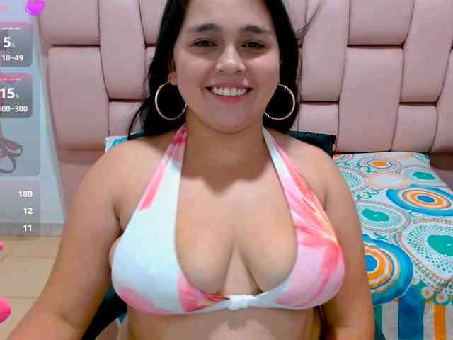 naylahot18 webcam