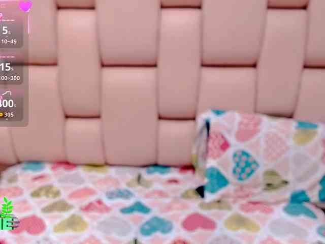naylahot18 webcam