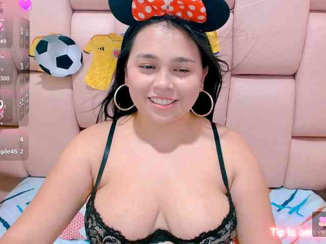 naylahot18 webcam