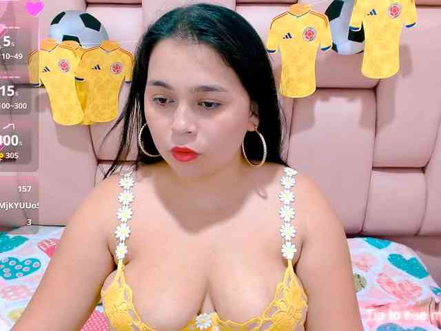 naylahot18 webcam