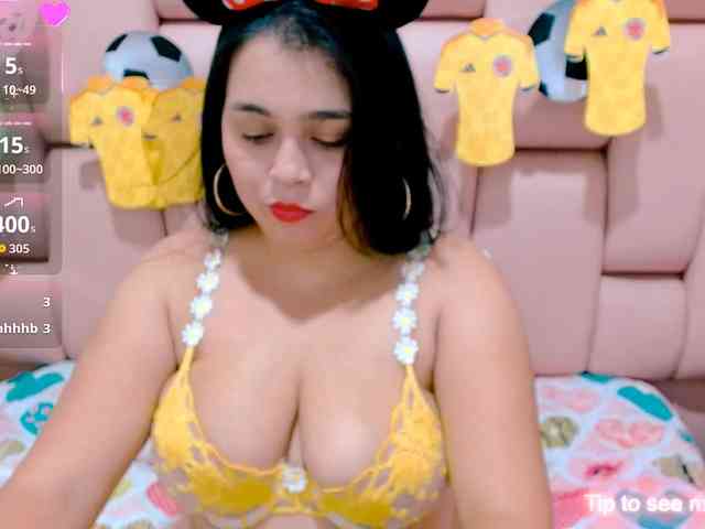 naylahot18 webcam