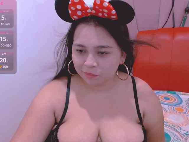 naylahot18 webcam