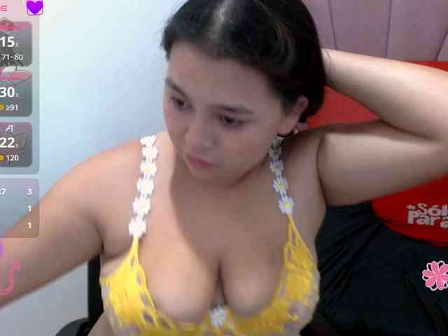 naylahot18 webcam