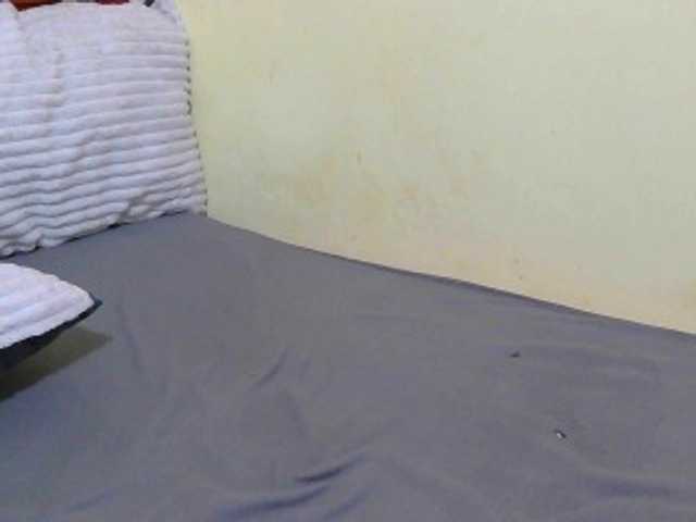 Queendircie live webcam show