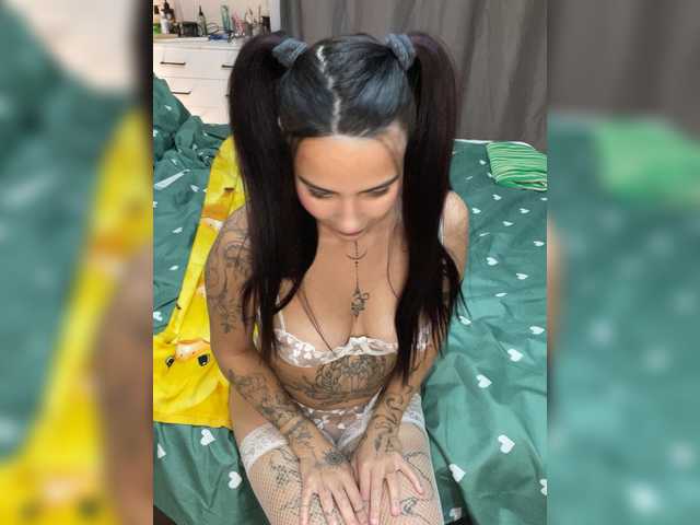 Stefania-one1- live cam on BongaCams