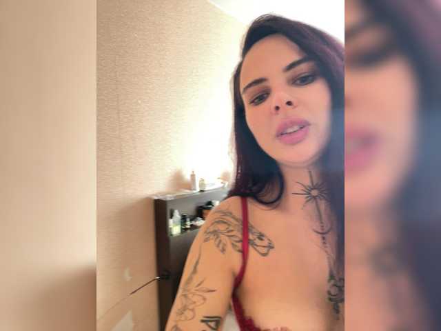 stefania-one1- live show