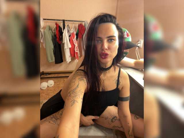 Stefania-one1-