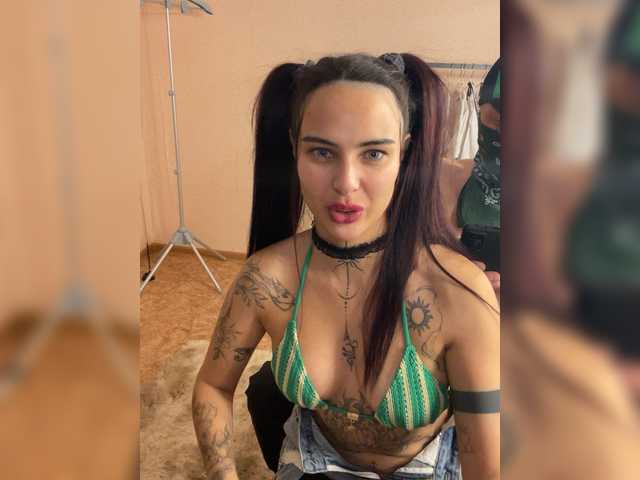 bast_and_bucks live webcam show