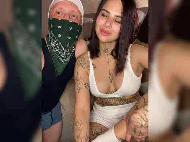 bast_and_buckz webcam