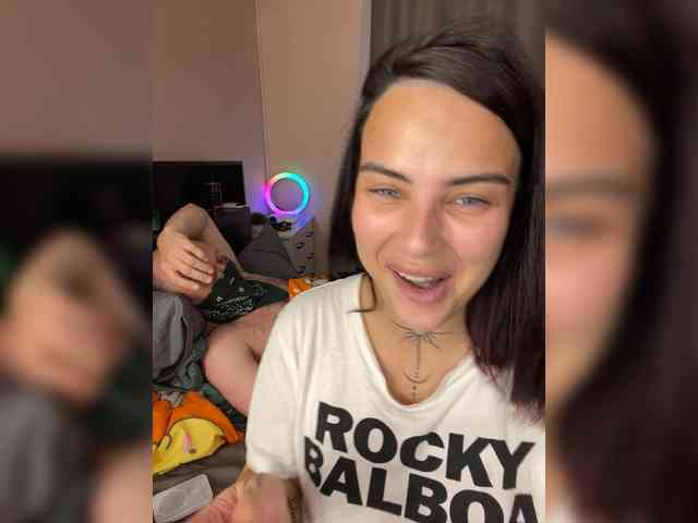 bast_and_buckz webcam