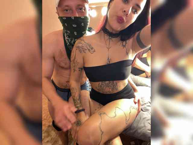 bast_and_buckz webcam