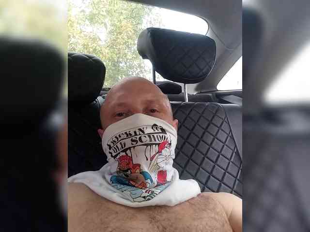 bast_and_buckz webcam