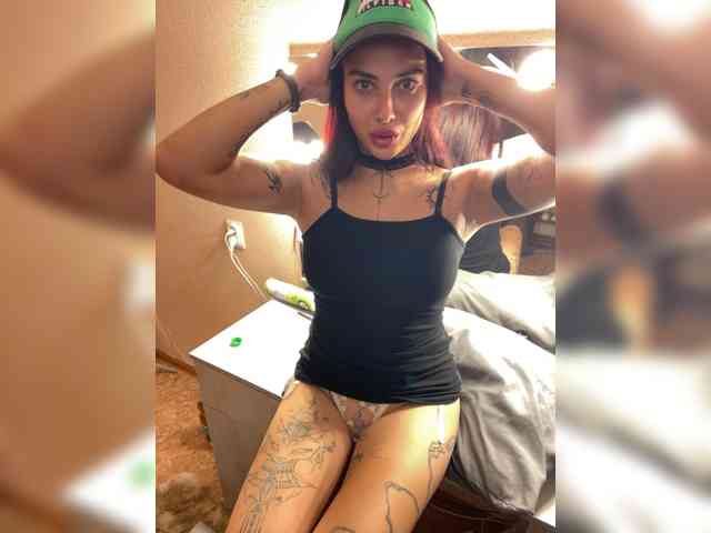 bast_and_buckz webcam