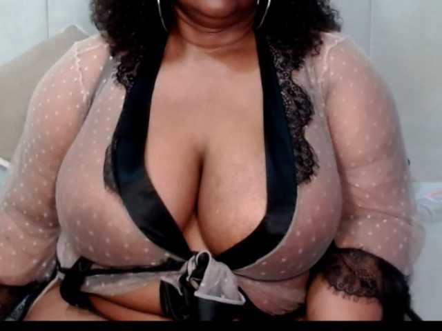 Splendidtalitha live cam on BongaCams