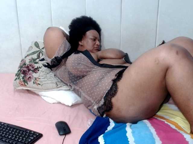 Splendidtalitha's BongaCams show and profile