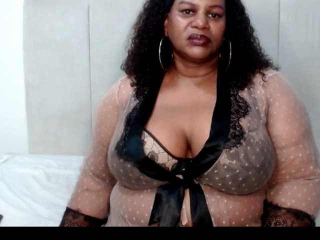 Splendidtalitha live cam on BongaCams