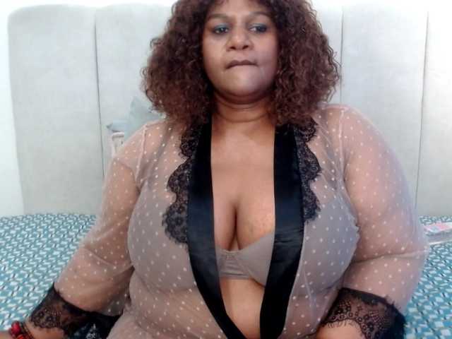 Splendidtalitha live cam on BongaCams