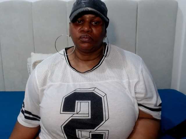 Splendidtalitha's BongaCams show and profile