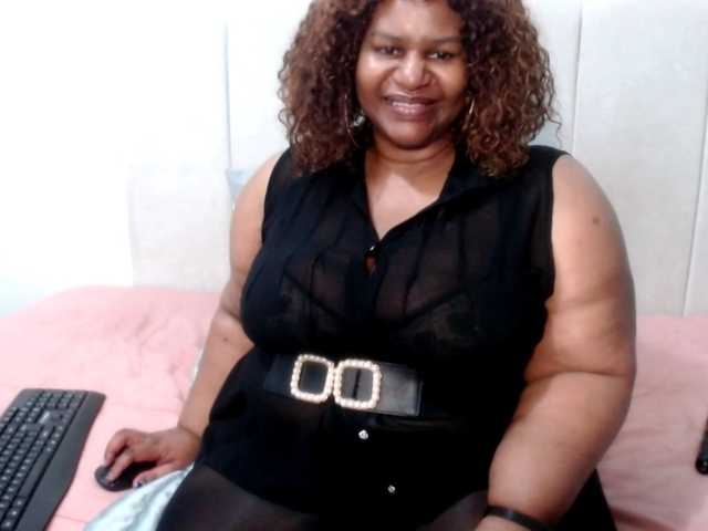 Splendidtalitha live webcam show