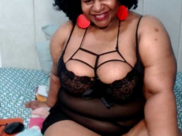 Splendidtalitha live cam on BongaCams