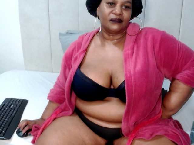 Splendidtalitha live cam on BongaCams