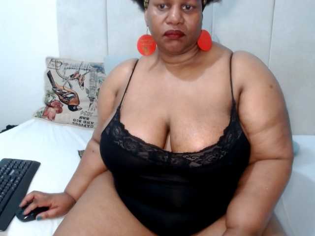 Splendidtalitha live cam on BongaCams