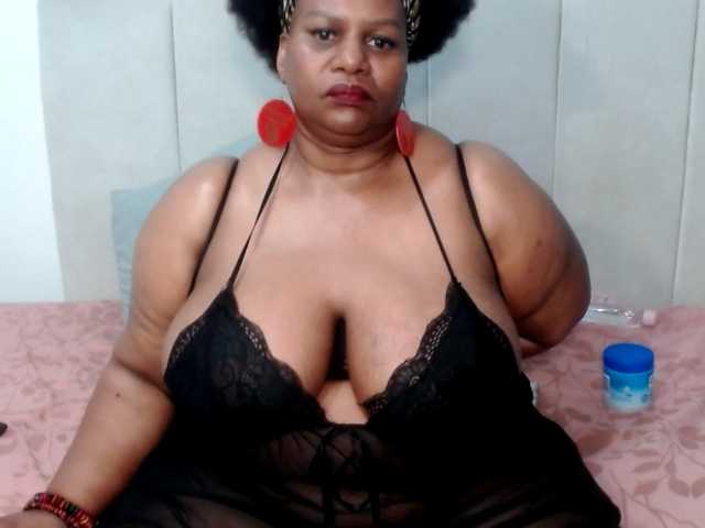 Splendidtalitha live cam on BongaCams