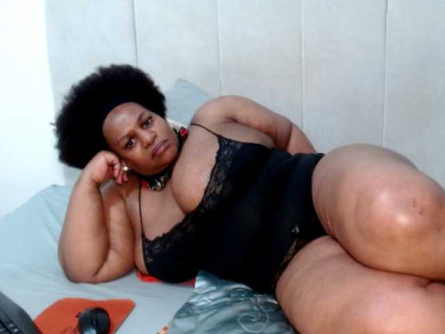 Splendidtalitha live cam on BongaCams