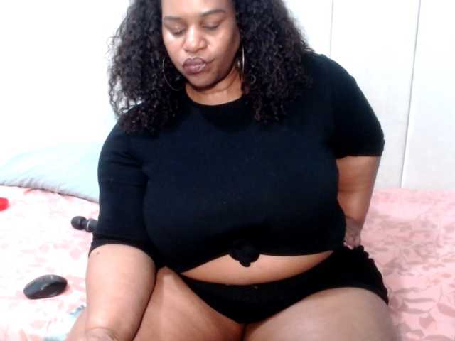 Splendidtalitha live cam on BongaCams