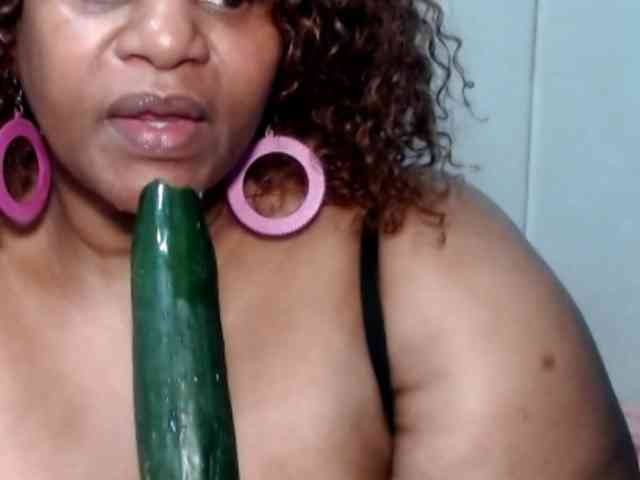 Splendidtalitha webcam