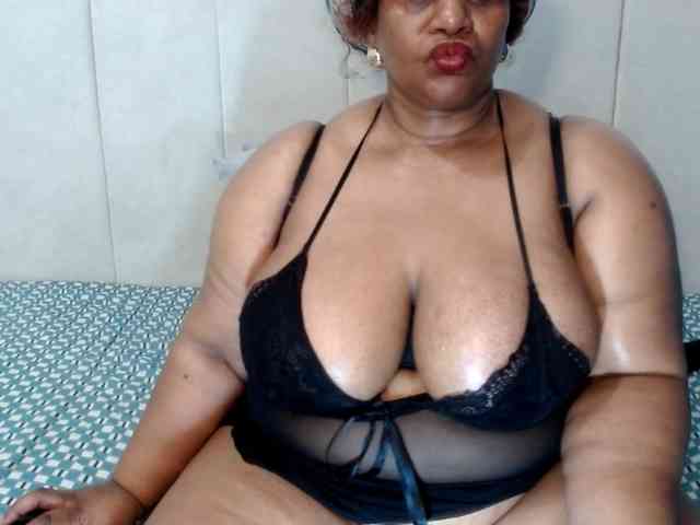 Splendidtalitha webcam