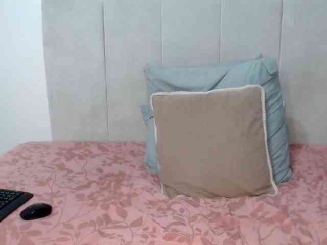 Splendidtalitha webcam