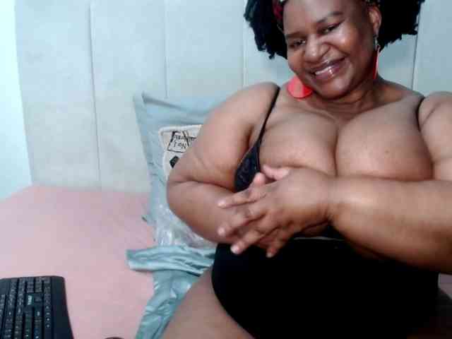 Splendidtalitha webcam