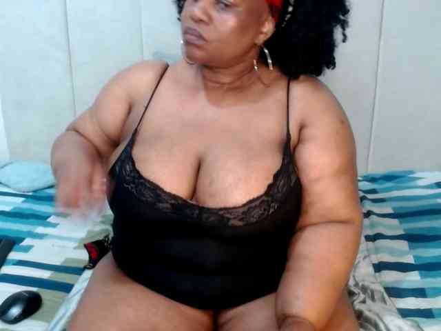 Model: Splendidtalitha